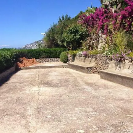 Holiday home Sleeps 4 Air Con Wifi Conca dei Marini