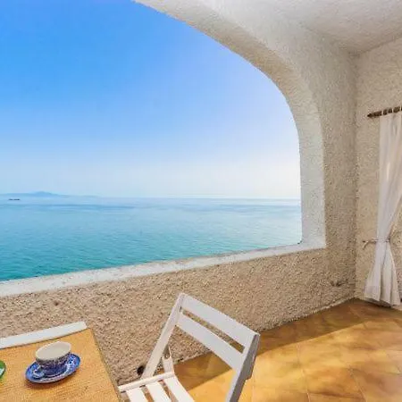 Sleeps 4 Air Con Wifi Vakantiehuis