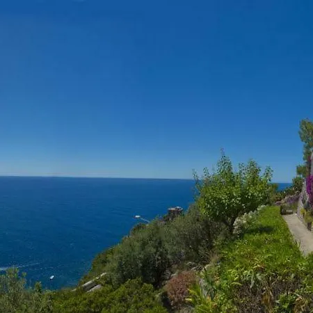 Sleeps 4 Air Con Wifi Vakantiehuis *